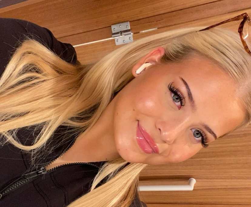 Emilia (20), $300, Non-smoker, No pets, and No children