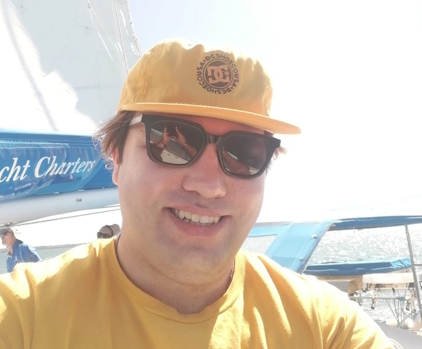 Richard (32), $500, Have pets, Non-smoker, and No children