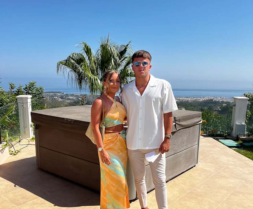 Demi-leigh (25) and Ross (28), $750, 