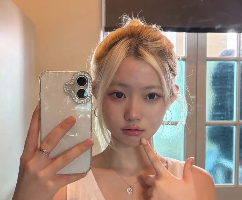 sia (18), $300, Non-smoker, No pets, and No children