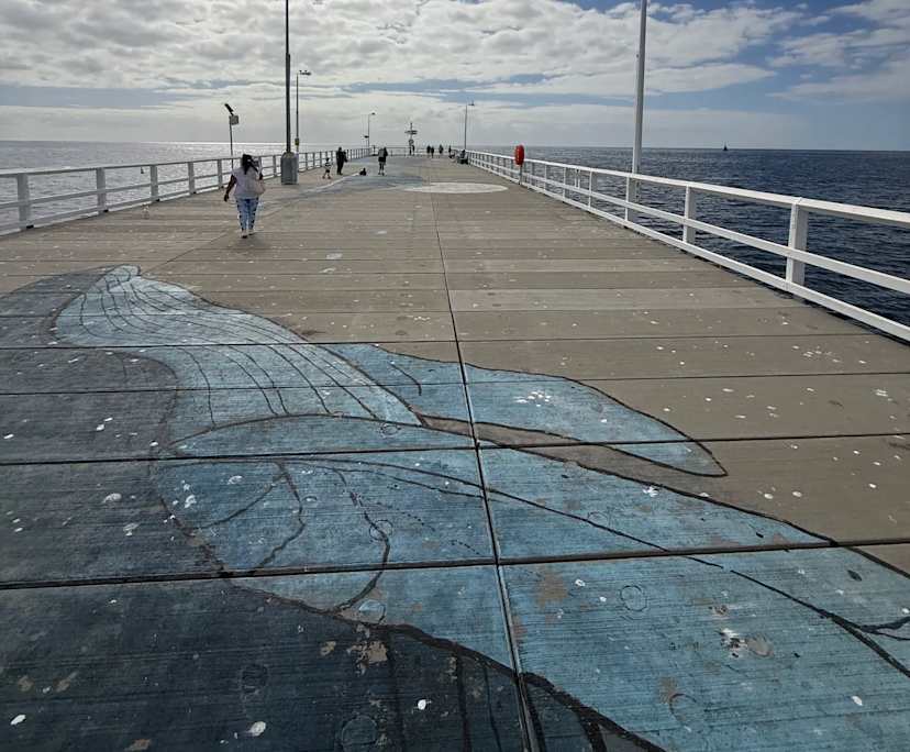 John (34), $400, Non-smoker, No pets, and No children