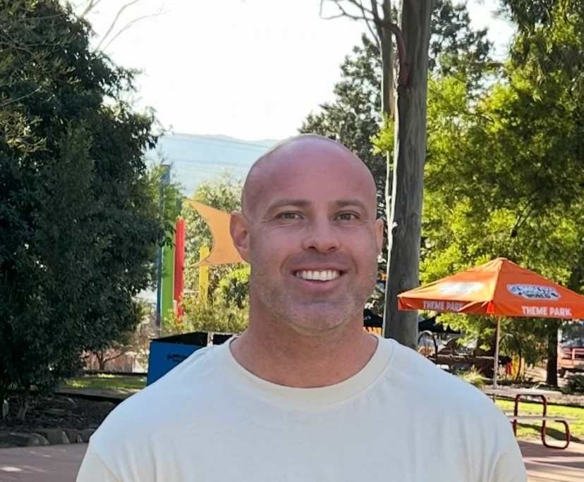 Brandan (36), $350, No pets, Non-smoker, and No children