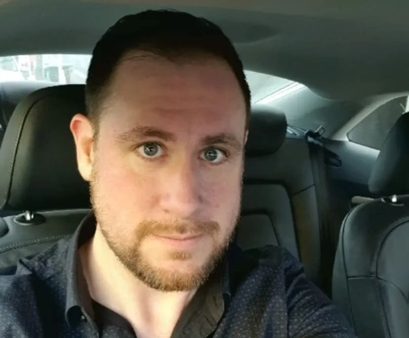 adrian-42-looking-in-nerang-mermaid-beach-palm-flatmates-au
