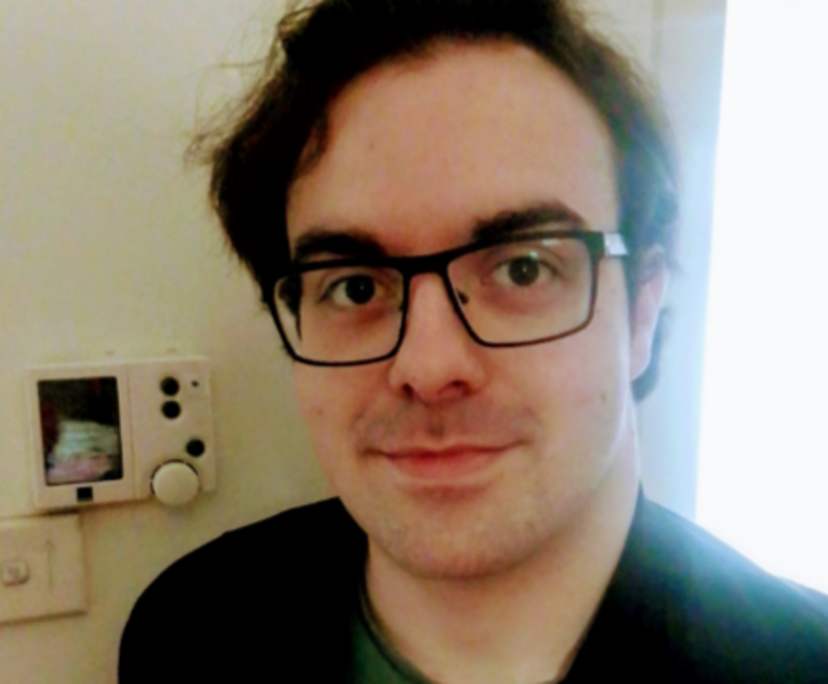 Edward (26), $450, LGBTQIA+, Non-smoker, No pets, and No children