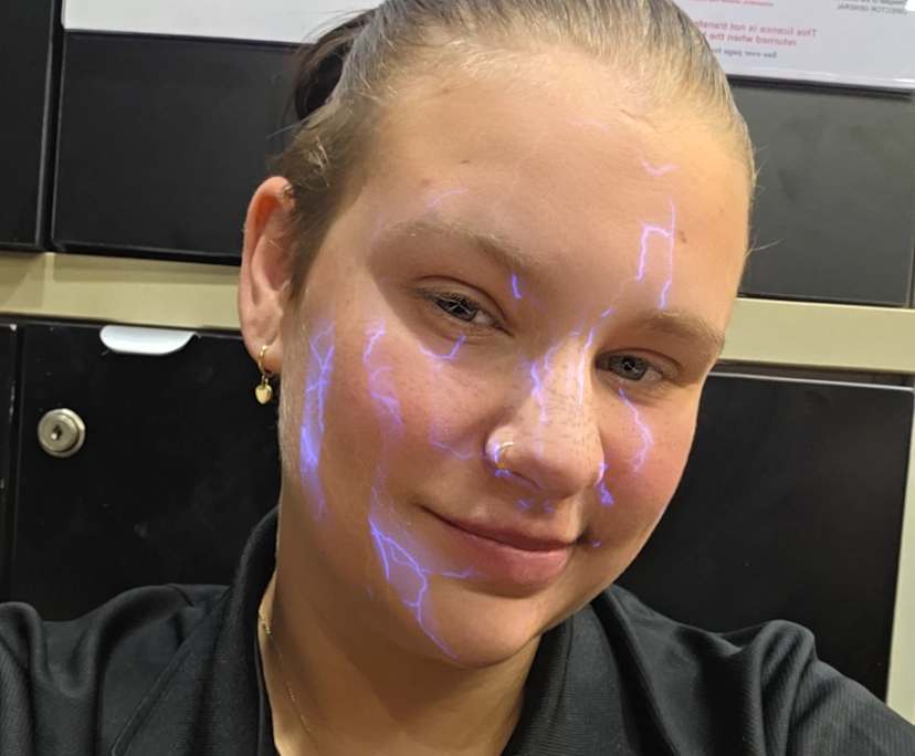 Chantelle (23), $285, Non-smoker, LGBTQIA+, No pets, and No children
