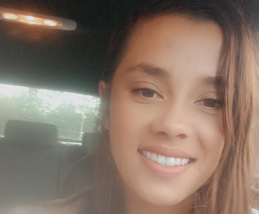 Zoey Louise Hancox (31), $350, Have children, Non-smoker, and No pets