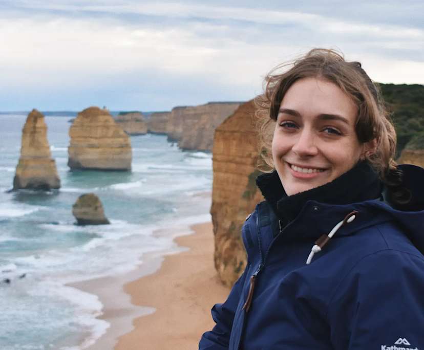 Chloe (28), $520, Non-smoker, No pets, and No children