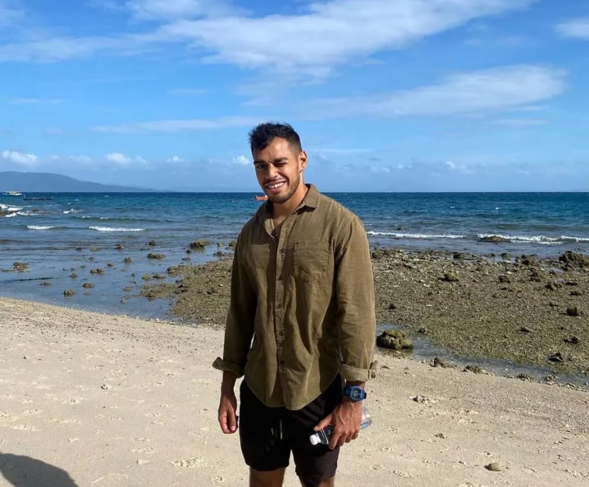 Pat (31), $450, Non-smoker, No pets, and No children