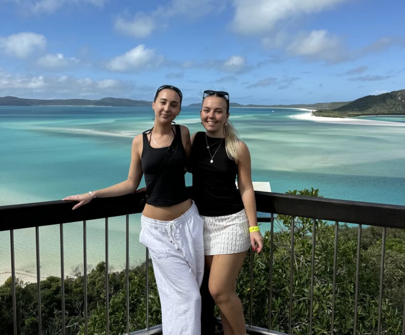 Mia & Kayla