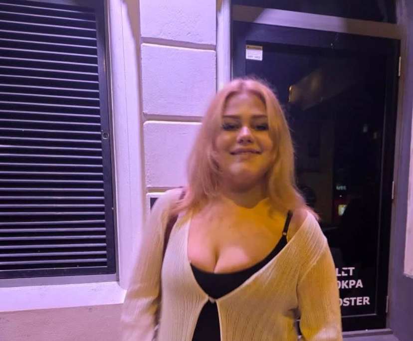 Tayah (20), $270, Smoker, No pets, and No children