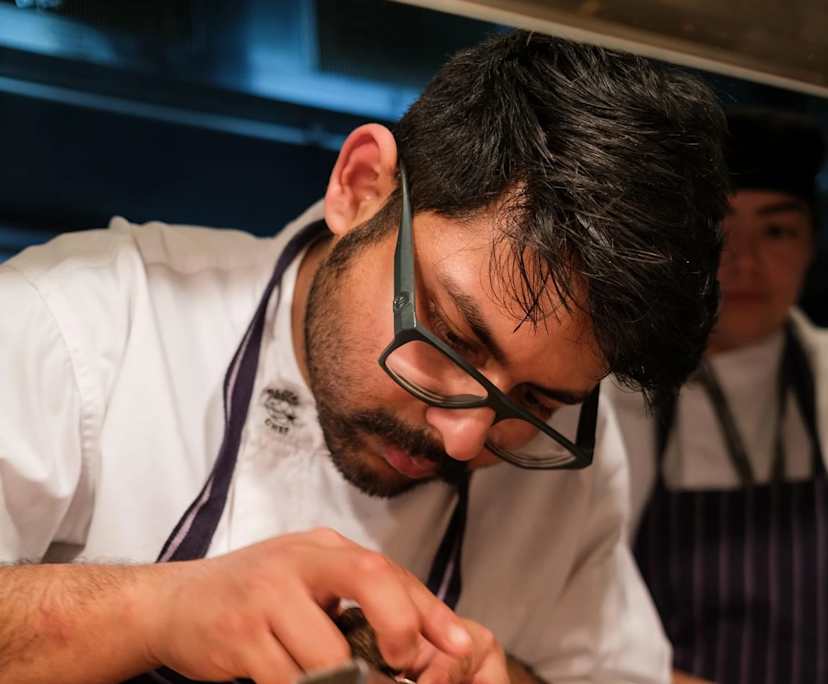 Aryan (27), $350, Smoker, No pets, and No children