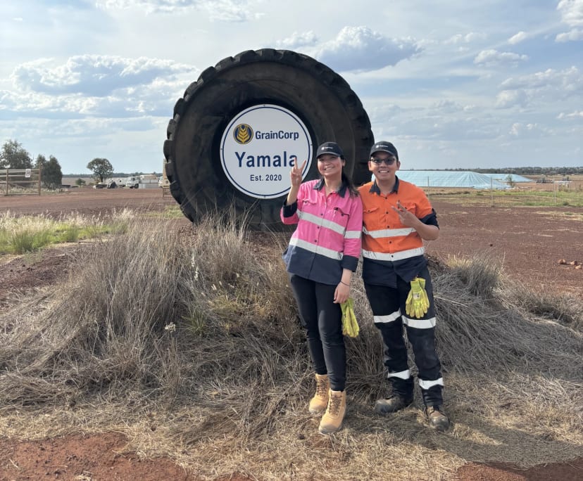 Marcellina natasha (24) and Albert (26), $400, 