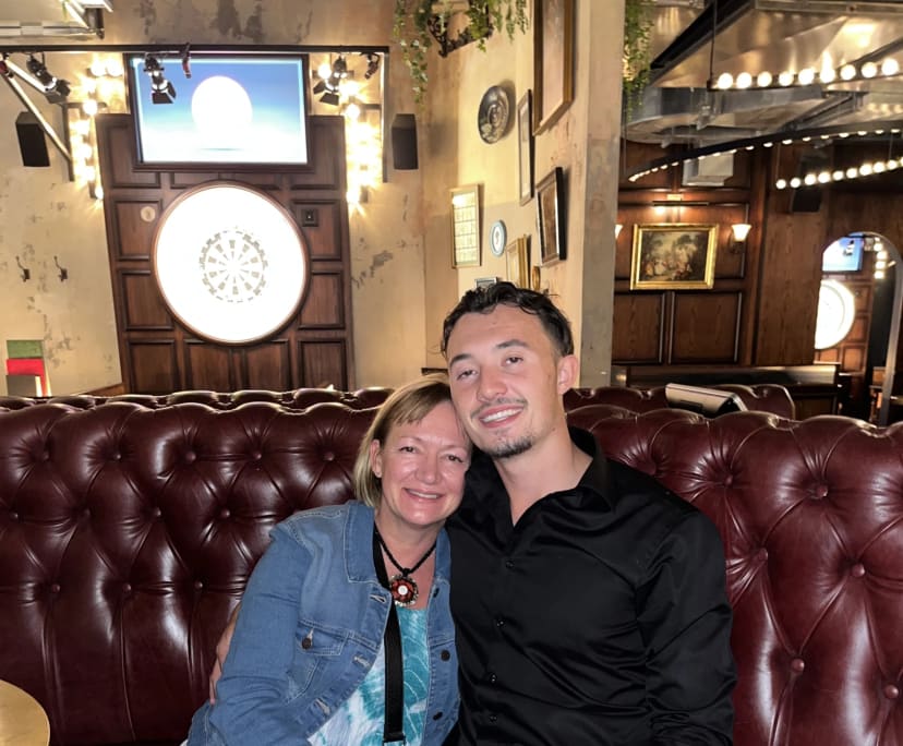 Jack (22), $650, No pets, Non-smoker, and No children