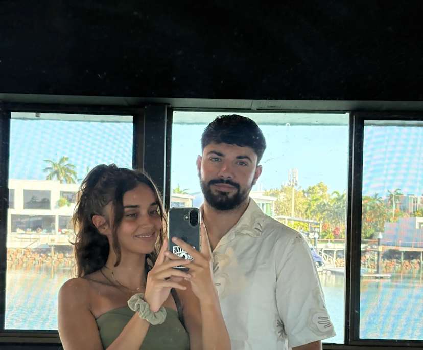 Maï (25) and Max (26), $450, 