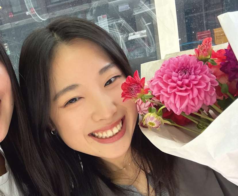 Hikari (27), $350, Non-smoker, No pets, and No children