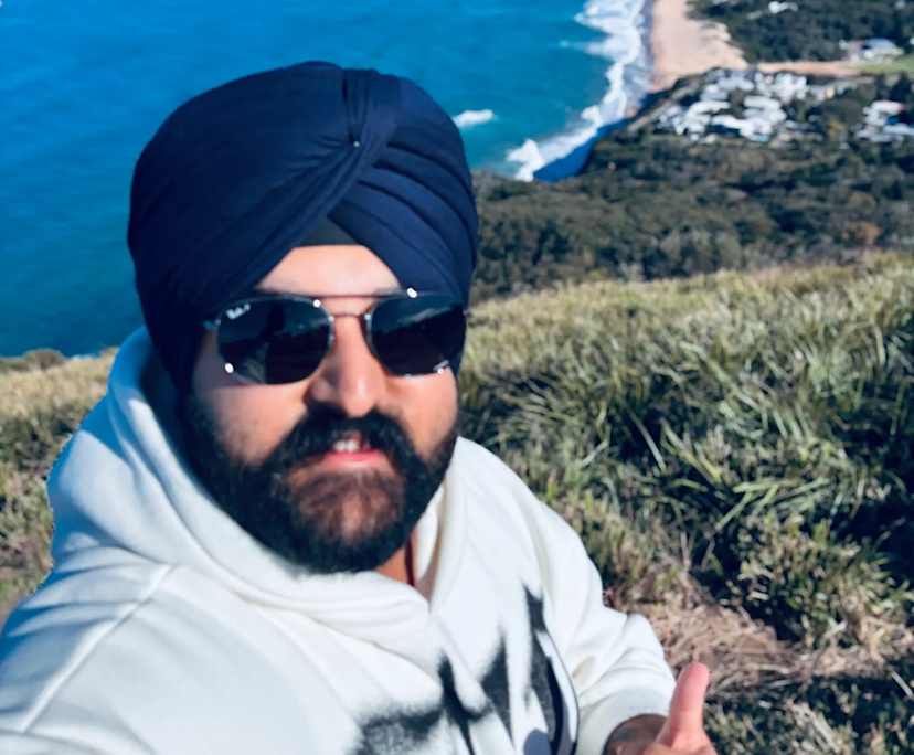 Bhavneet (24), $400, Non-smoker, No pets, and No children