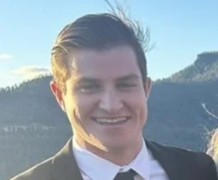 Michael (25), $350, Non-smoker, No pets, and No children
