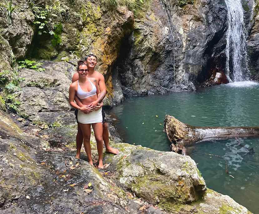 Carmen (19) and Vae (24), $700, 