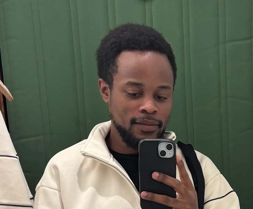 Kevin (24), $380, Non-smoker, No pets, and No children