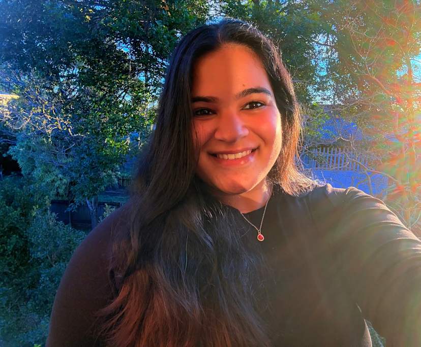 Simran (26), $450, Non-smoker, No pets, and No children