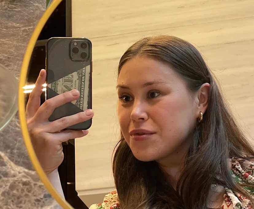 Yana (32), $400, 