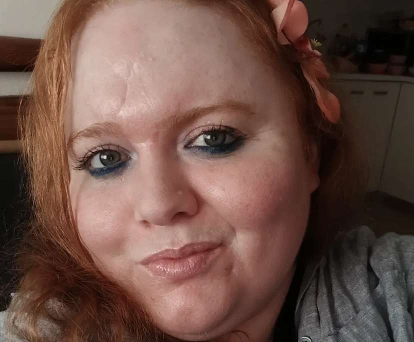 Kelly-Anne (40), $400, 