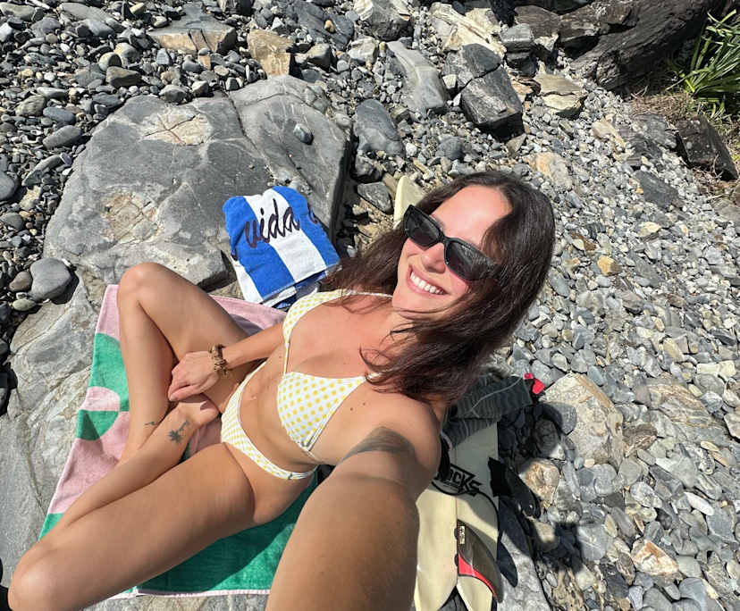 Michelle (27), $380, Non-smoker, No pets, and No children