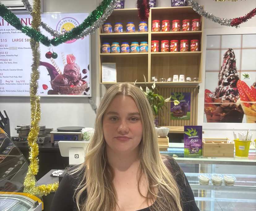 Tylah (22), $300, Non-smoker, No pets, and No children