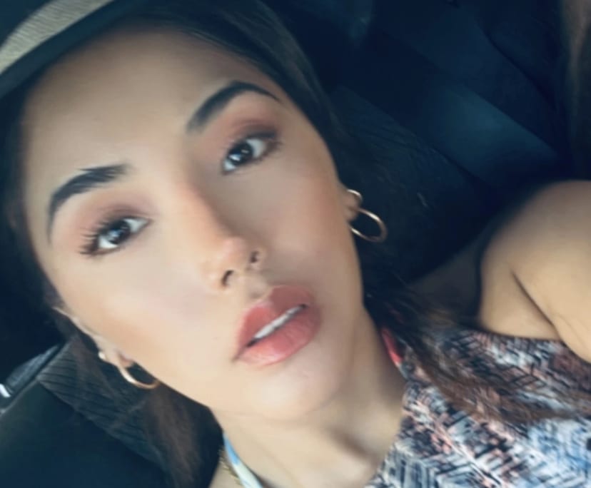 Lesly (28), $600, No pets, Non-smoker, and No children