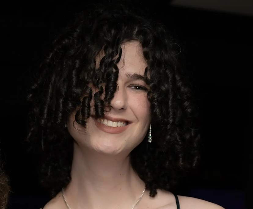 Thalia (23), $250, LGBTQIA+, Non-smoker, No pets, and No children