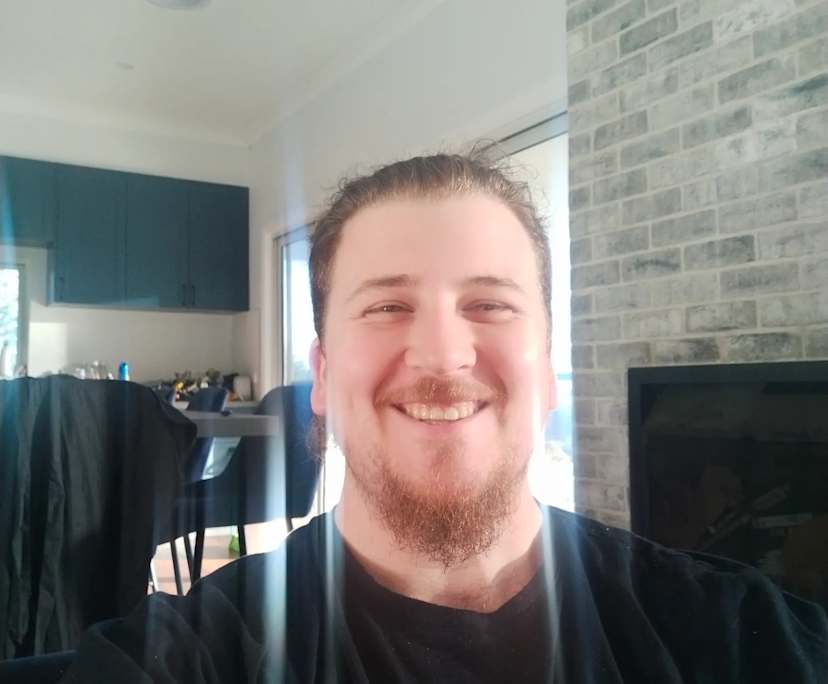 Alex (29), $300, LGBTQIA+, Smoker, No pets, and No children