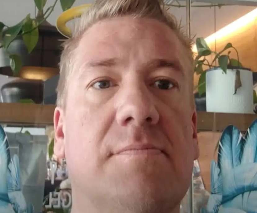 Jeffery Webster (37), $400, Non-smoker, No pets, and No children