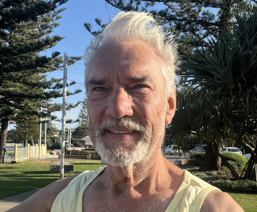 David (67) - Looking in Clontarf | Flatmates.com.au