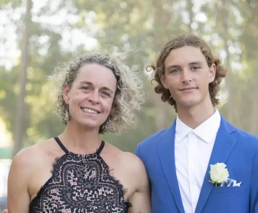 Marama (43), $300, Non-smoker, No pets, and No children