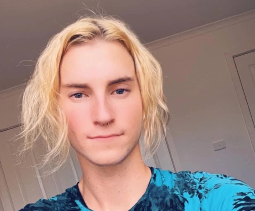 Levi R (23), $350, Smoker, No pets, No children, and LGBTQIA+