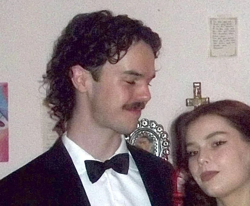 Arabella (24) and Braydon (25), $400, Have pets, LGBTQIA+, Non-smoker, and No children