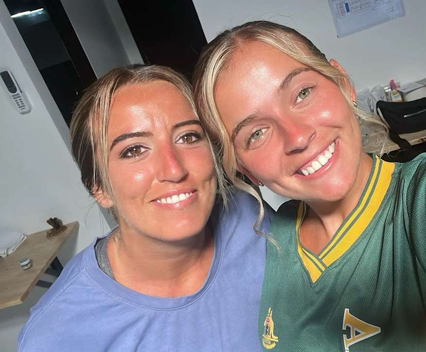 Naomi & Molly