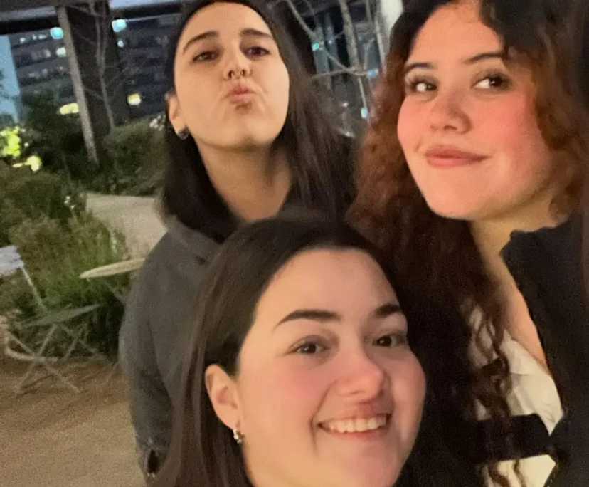 Renata, Javiera & Fernanda