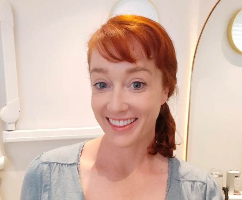 Isabel (44), $350, Non-smoker, No pets, and No children