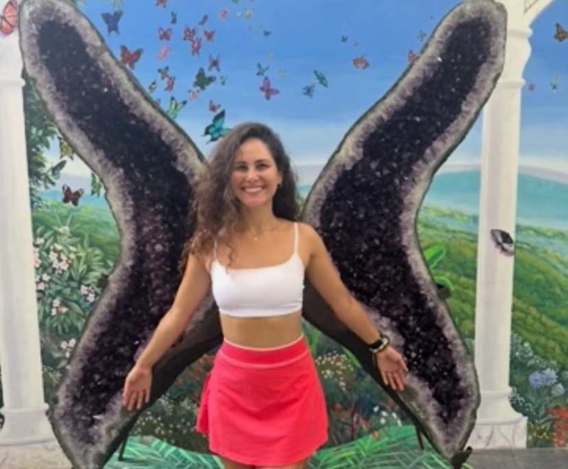 VANESSA DE SOUZA (41), $350, Non-smoker, No pets, and No children