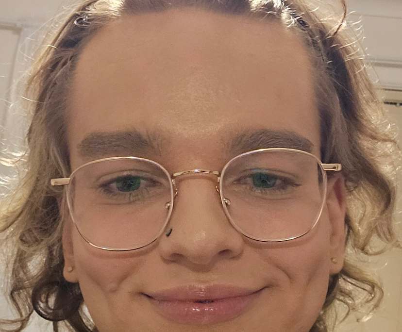 Marcy Minto (26), $330, LGBTQIA+, Non-smoker, No pets, and No children