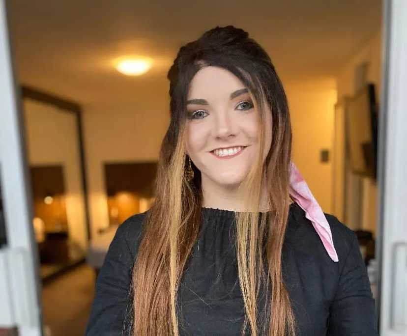 Paige (27), $250, Non-smoker, No pets, and No children