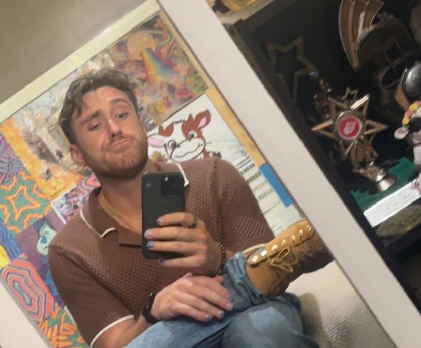 Richard (30), $300, Non-smoker, No pets, and No children