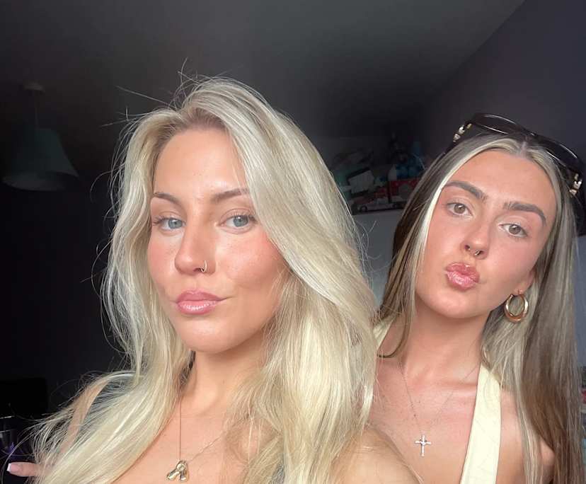 Shauna hickey & Anna