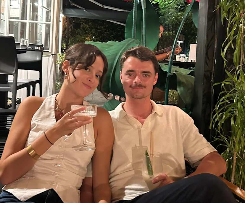 Claire (24) and Victor (25), $400, 