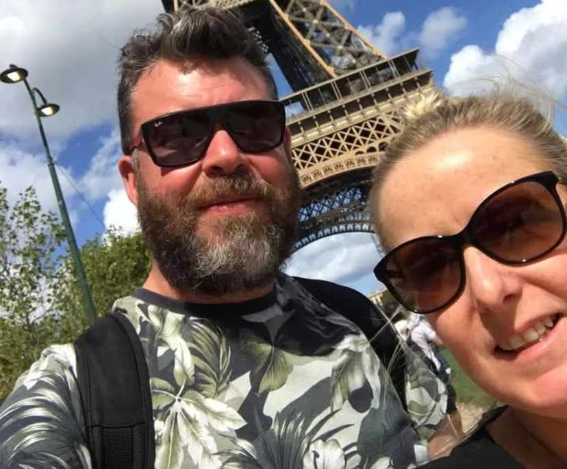 Richard (47) and Melanie (46), $500, Non-smoker, No pets, and No children