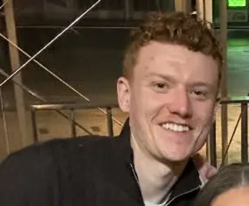 Robert (21), $350, Non-smoker, No pets, and No children