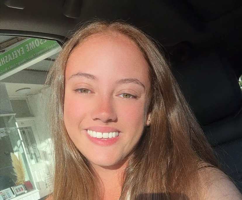 Jazmin (23), $400, Non-smoker, No pets, and No children