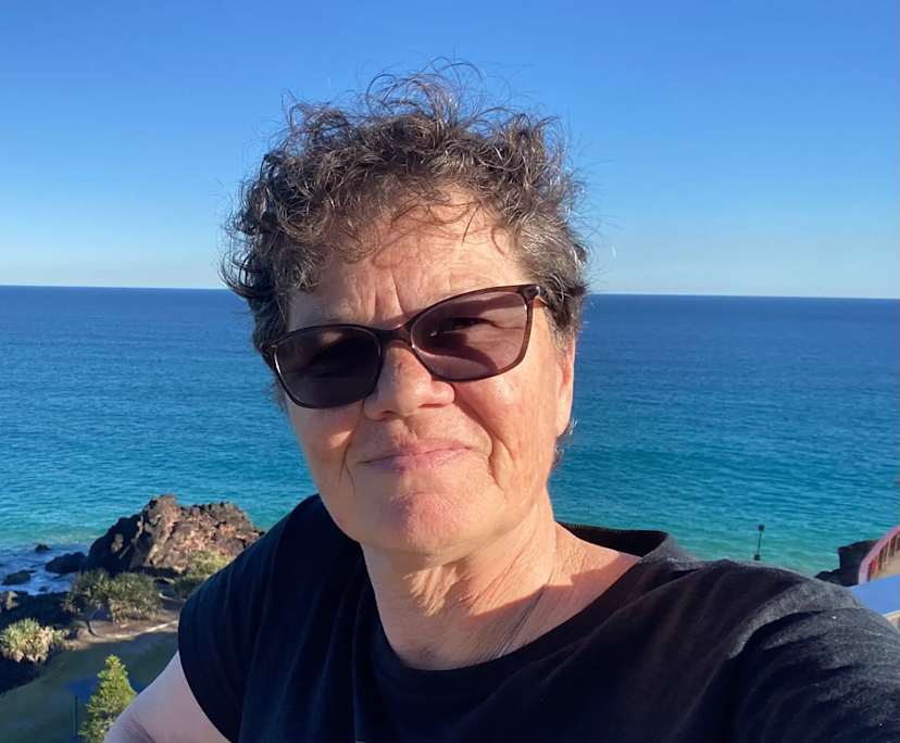 Melissa Thomas (52), $350, Smoker, No pets, and No children