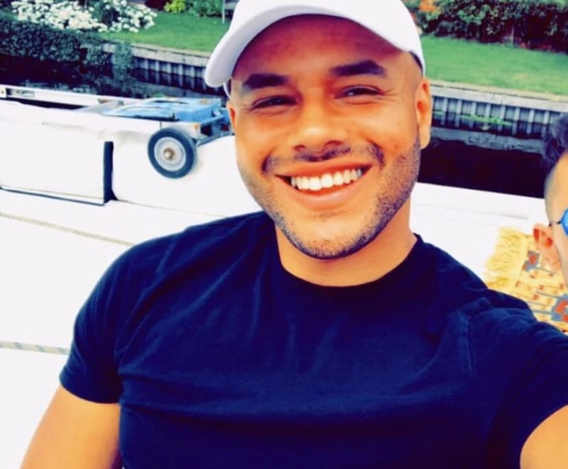 Matt (30), $500, Non-smoker, No pets, No children, and LGBTQIA+